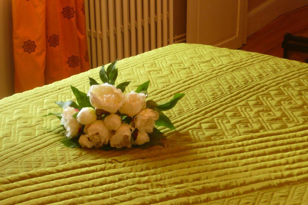 Bed and Breakfast La Maison Du Parc Lacave  Экстерьер фото
