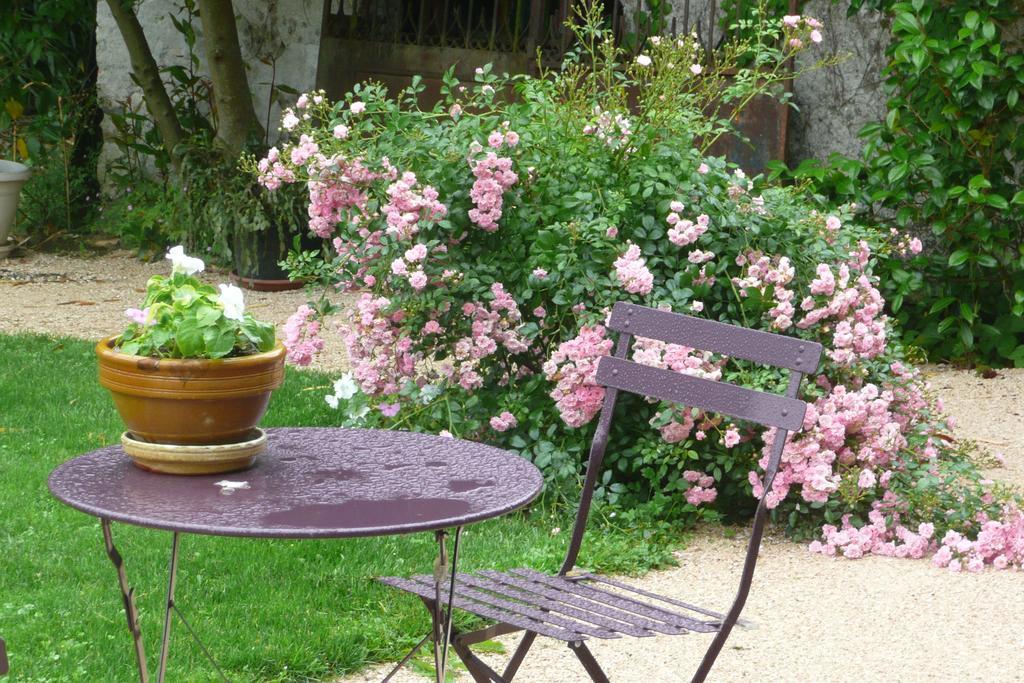 Bed and Breakfast La Maison Du Parc Lacave  Экстерьер фото