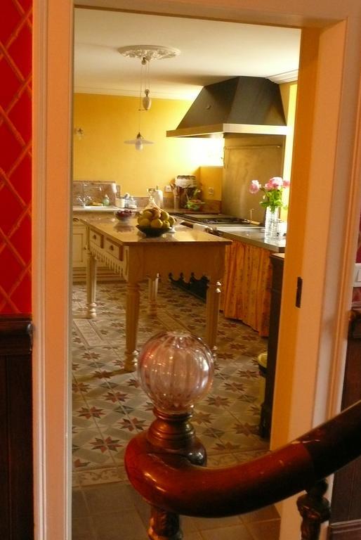 Bed and Breakfast La Maison Du Parc Lacave  Экстерьер фото
