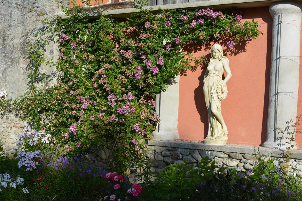 Bed and Breakfast La Maison Du Parc Lacave  Экстерьер фото
