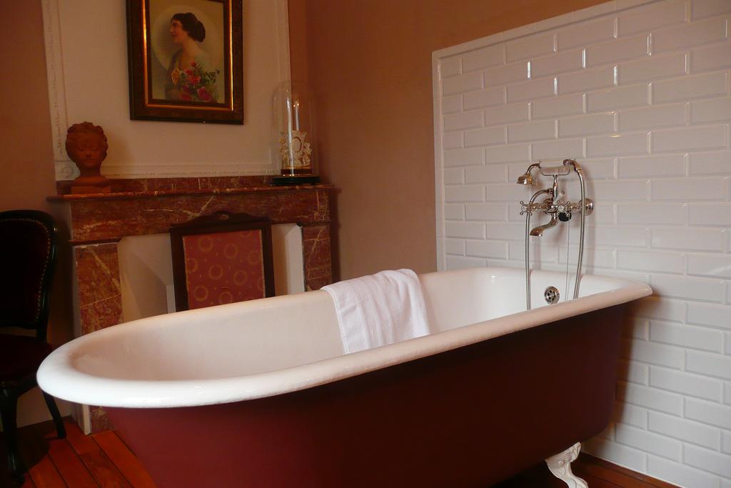 Bed and Breakfast La Maison Du Parc Lacave  Экстерьер фото
